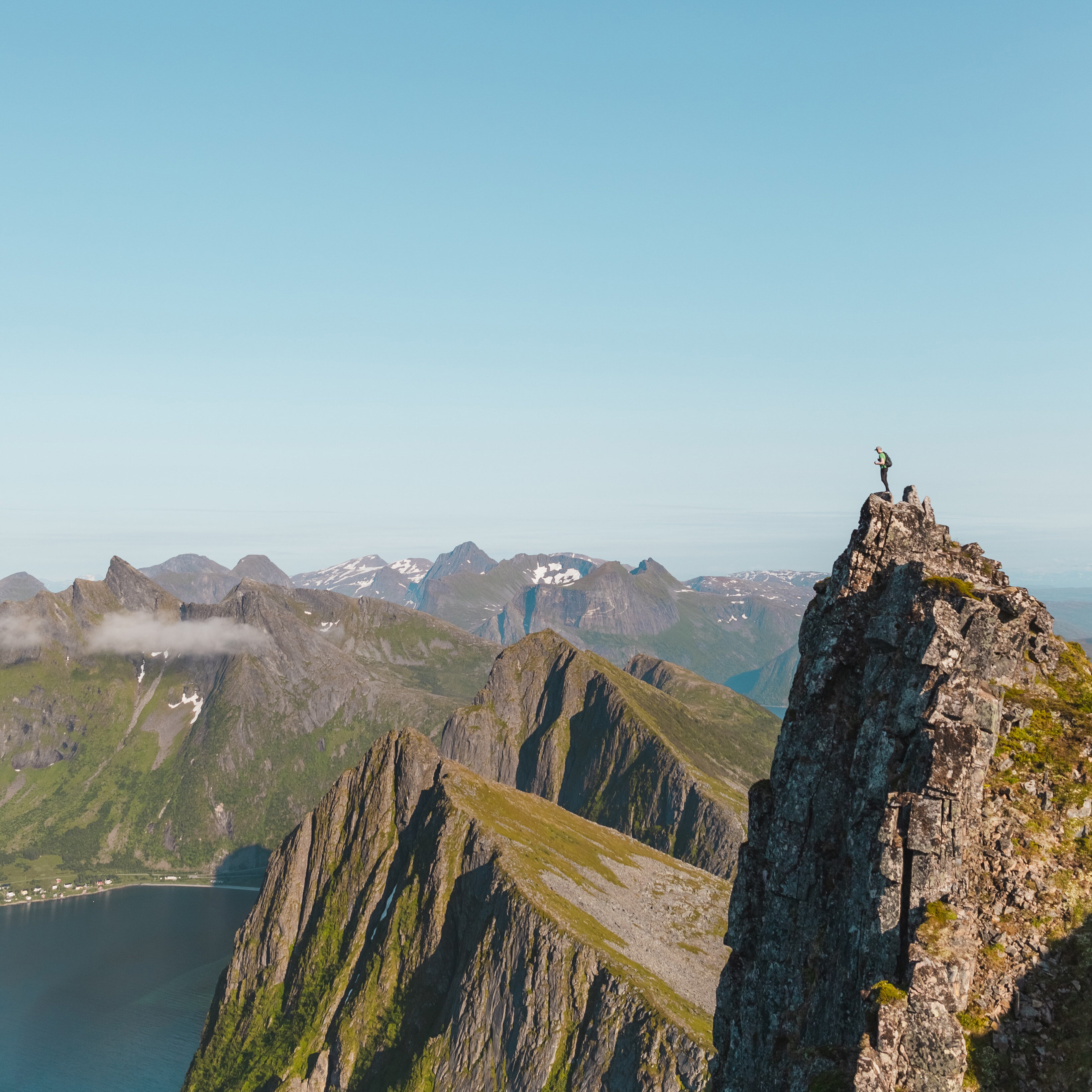 https://www.alpina.no/pub_docs/files/Startsidan/pexels-tobias-bjorkli-8230824.jpg